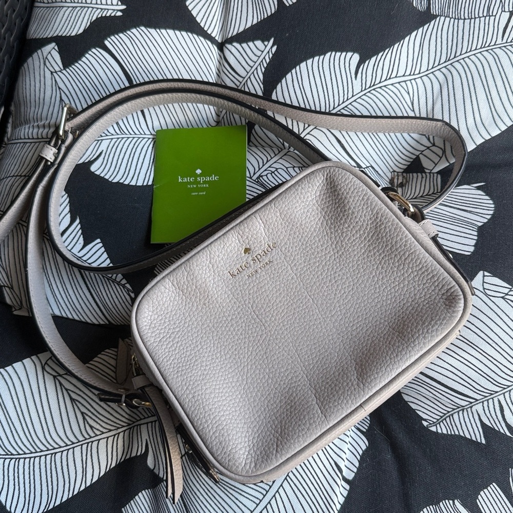 Kate Spade Light gray Crossbody Bag